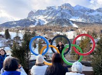 分散開催、どの街も笑顔で彩られ【ファインダー越しのミラノ五輪】